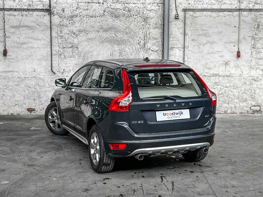 Volvo XC60 2.0T Summum 203hp 2010 (Original-NL), 42-LRP-3