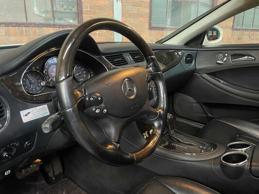 Mercedes CLS500 5.0 V8 306hp 2005 -youngtimer-