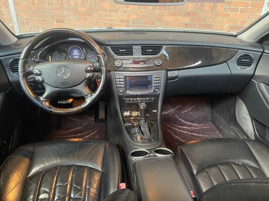 Mercedes CLS500 5.0 V8 306PS 2005 -youngtimer-