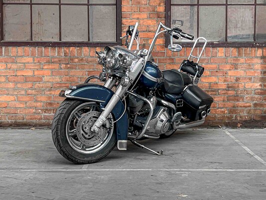 Harley-Davidson FLHRCI Road King Classic 100th Anniversary Touring 1450cc 2003 Motorcycle