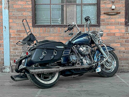 Harley-Davidson FLHRCI Road King Classic 100th Anniversary Touring 1450cc 2003 Motorcycle