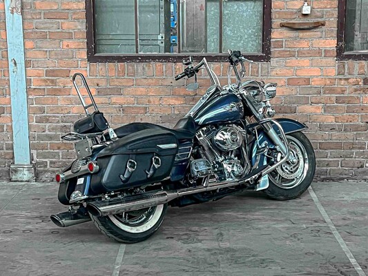 Harley-Davidson FLHRCI Road King Classic 100th Anniversary Touring 1450cc 2003 Motorrad