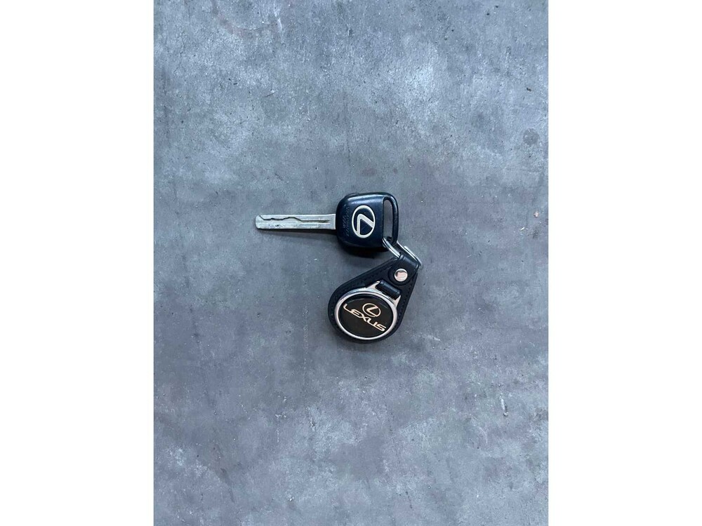 Lexus LS 400 245PS 1992, GT-988-S