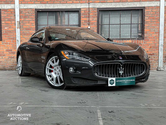 Maserati GranTurismo 4.2 V8 405pk 2008 youngtimer