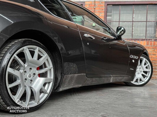 Maserati GranTurismo 4.2 V8 405hp 2008 youngtimer