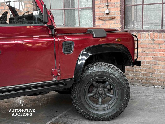 Land Rover Defender 2.5 TD5 HT 90