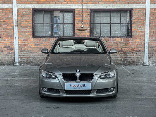 BMW 330i Convertible 272hp 2009 3-series, 67-SGD-4