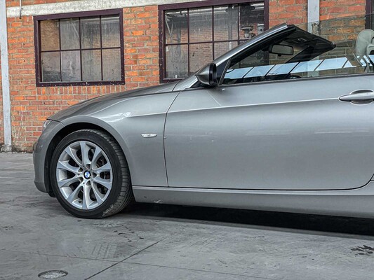 BMW 330i Convertible 272hp 2009 3-series, 67-SGD-4