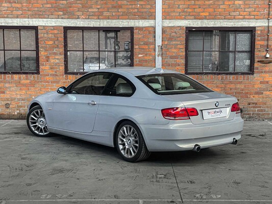 BMW 335i Coupe E92 306hp 2006 3-series, 67-GLX-6 Youngtimer