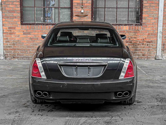 Maserati Quattroporte 4.2L V8 MFI DOHC 259 400hp 2008 Youngtimer