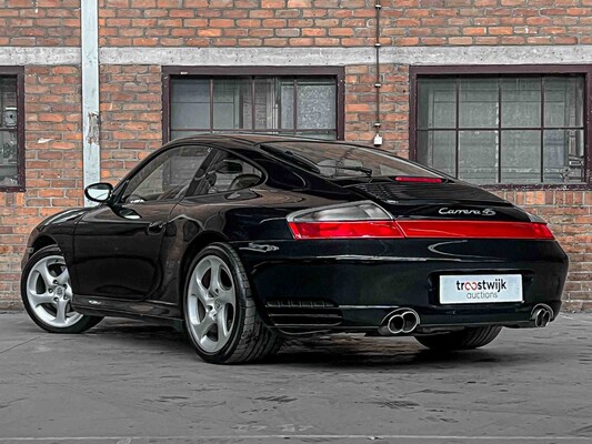 Porsche 911 Carrera 4S 996 320pk 2003