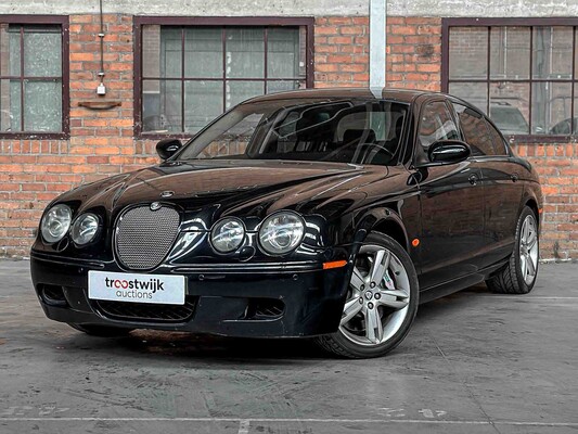 Jaguar S-Type V8 R Supercharged 396hp 2005 (Original-NL), 88-RZ-SX