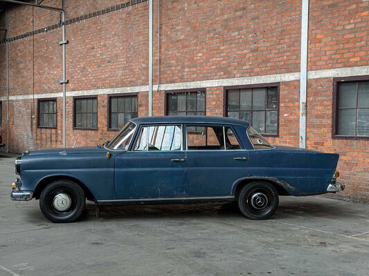 Mercedes 190D C-Limousine 1963 Classic Car