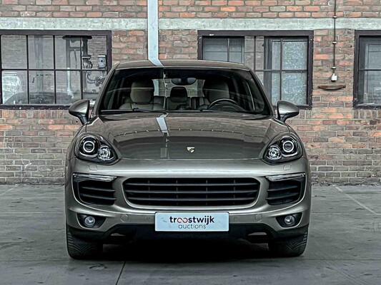 Porsche Cayenne S E-Hybrid 3.0 416pk 2015 (Origineel-NL), 6-ZGG-64