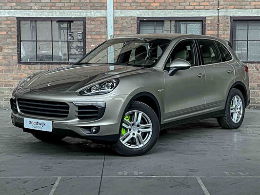 Porsche Cayenne S E-Hybrid 3.0 416pk 2015 (Origineel-NL), 6-ZGG-64