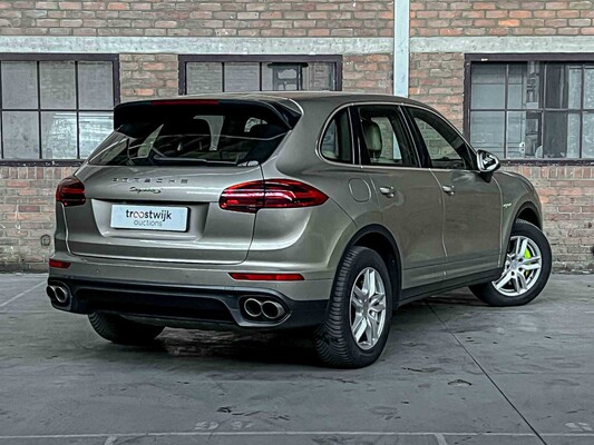 Porsche Cayenne S E-Hybrid 3.0 416hp 2015 (Original-NL), 6-ZGG-64