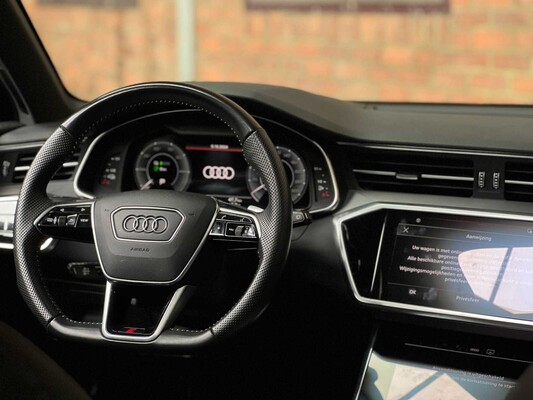 Audi A6 Avant 55 TFSI e quattro Competition Hybride 252pk 2021, N-255-RP -Nieuw model-