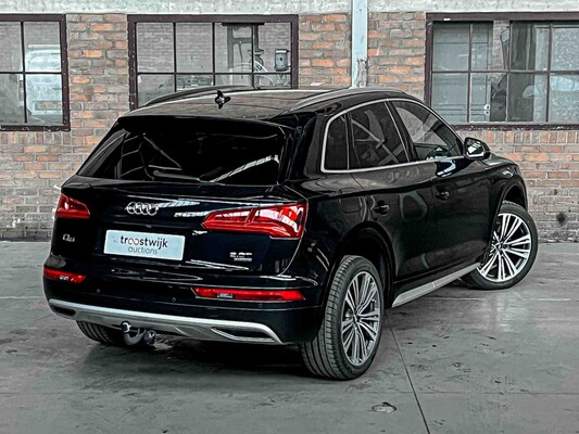 Audi Q5 2.0 TFSI quattro 252hp 2018, X-406-RJ