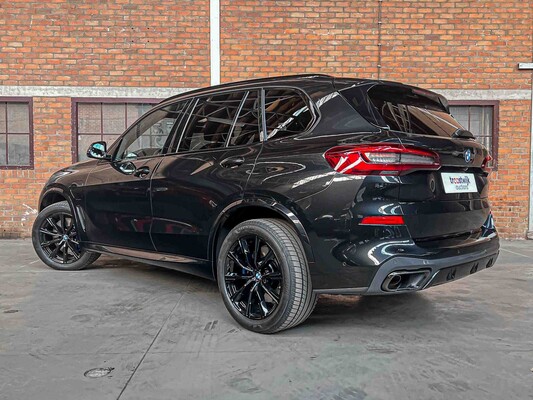 BMW X5 xDrive45e M Sport High Executive 394hp 2021 (Original-NL), N-810-FG