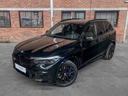 BMW X5 xDrive45e M Sport High Executive 394hp 2021 (Original-NL), N-810-FG