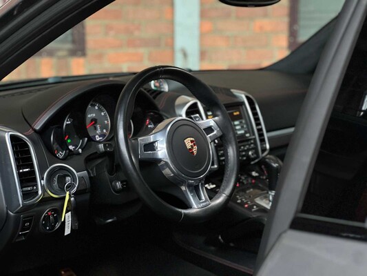 Porsche Cayenne GTS 4.8 V8 420hp 2013 (Original-NL), 39-ZSG-8