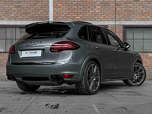 Porsche Cayenne GTS 4.8 V8 420hp 2013 (Original-NL), 39-ZSG-8