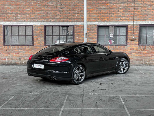 Porsche Panamera S Hybrid 3.0 360pk 2012 (Origineel-NL), 02-TFX-2