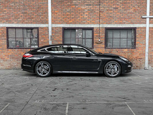 Porsche Panamera S Hybrid 3.0 360PS 2012 (Original-NL), 02-TFX-2