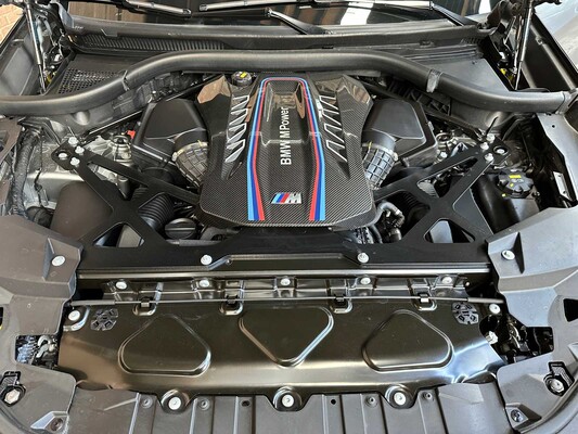 BMW X5 M Competition 4.4 V8 (CARBON) 625hp 2021, L-552-NK