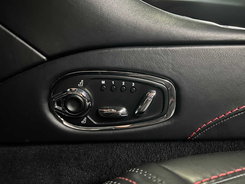 Aston Martin DB11 4.0 V8 510PS 2017, T-223-BS