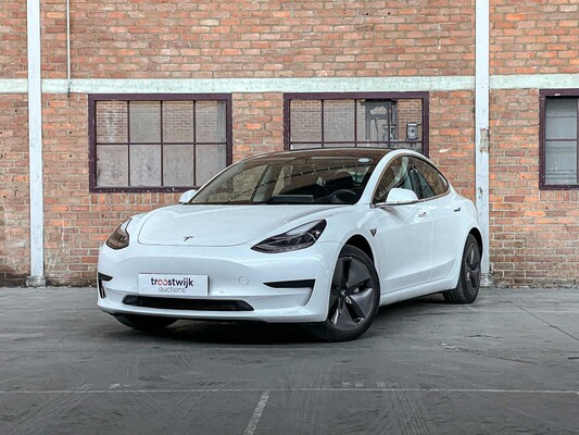 Tesla Model 3 Standard RWD Plus 60 kWh 2019 (Origineel-NL), G-233-DX