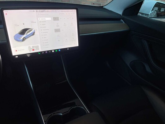 Tesla Model 3 Standard RWD Plus 60 kWh 2019 (Original-NL), G-233-DX