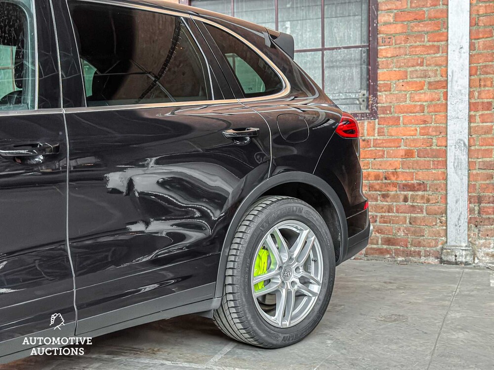 Porsche Cayenne S E-Hybrid 3.0 V6 416PS 2015 (Modellpflege)