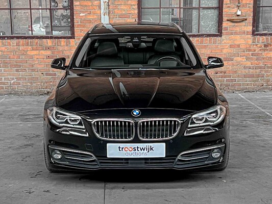 BMW 530xd High Executive 5-serie Touring 258pk 2015, JK-263-X