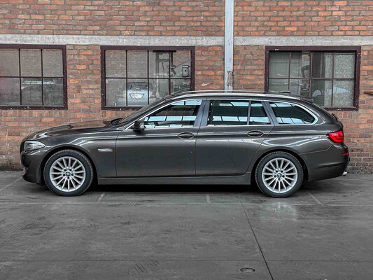 BMW 528i Touring Executive 245pk 2012 F11 5-serie (Origineel-NL), 08-XGB-5