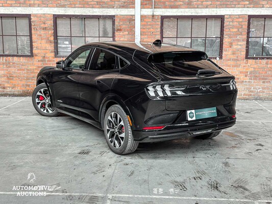 Ford Mustang Mach-E 98kWh Extended AWD Technology Pack Plus 371pk 2021 (Origineel-NL & 1e eigenaar), L-787-ZR