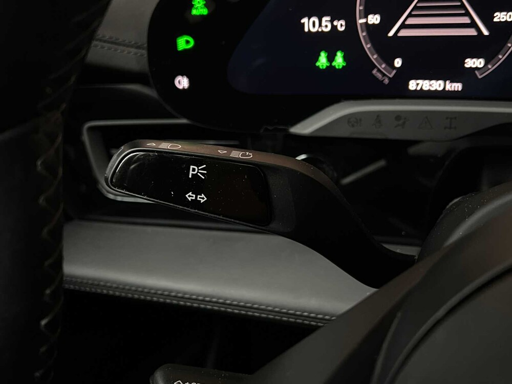 Porsche Taycan 4S Performance 84kWh 2020 (Original-NL+1. Besitzer), J-824-JS