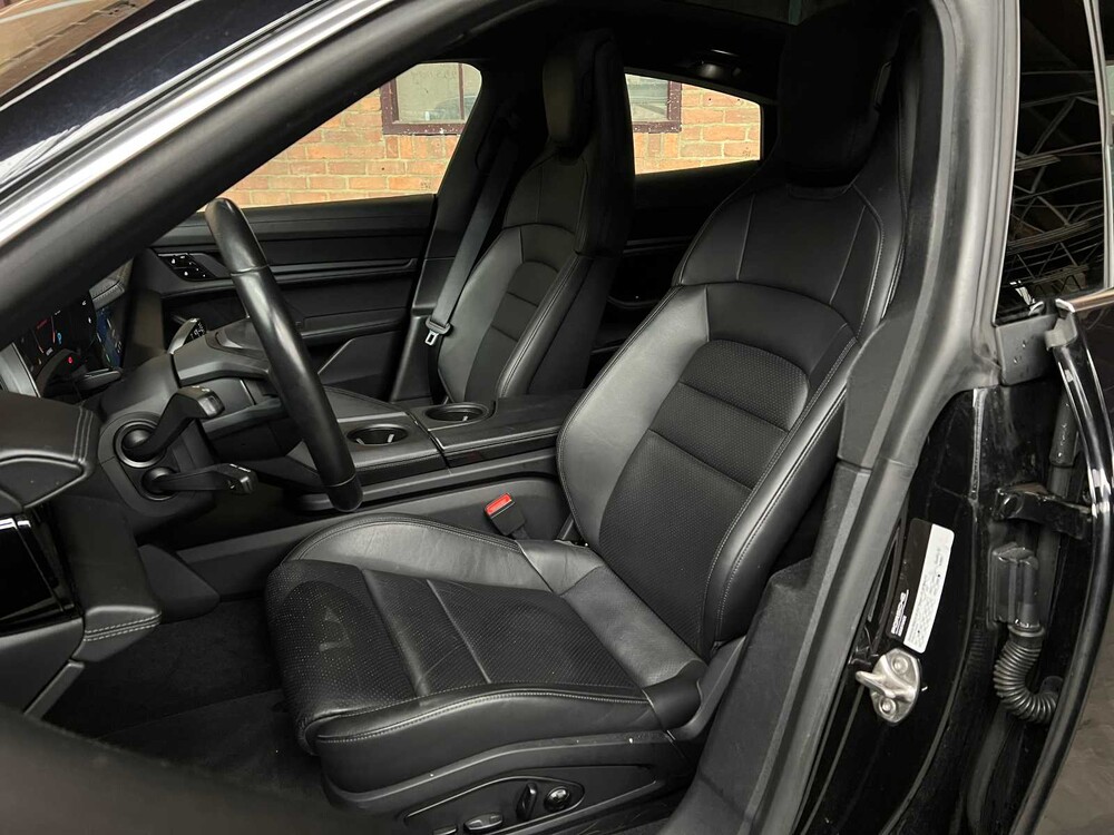 Porsche Taycan 4S Performance 84kWh 2020 (Original-NL+1. Besitzer), J-824-JS