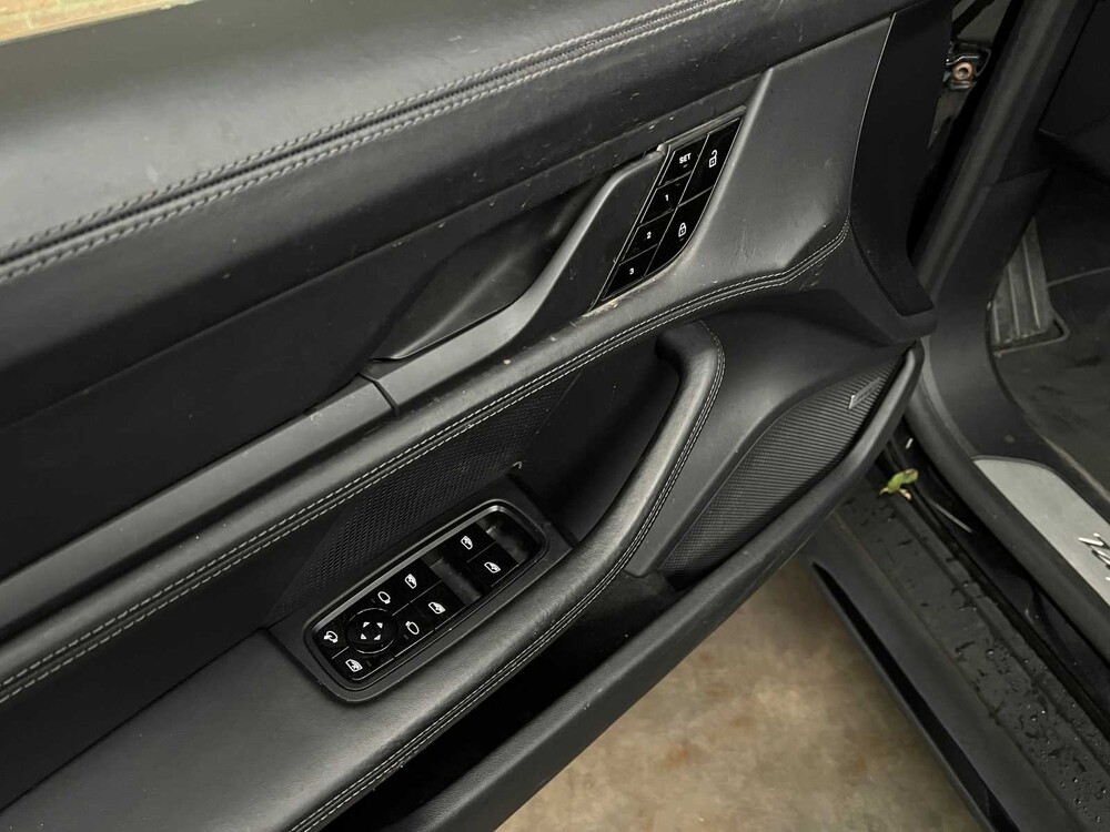 Porsche Taycan 4S Performance 84kWh 2020 (Original-NL+1. Besitzer), J-824-JS