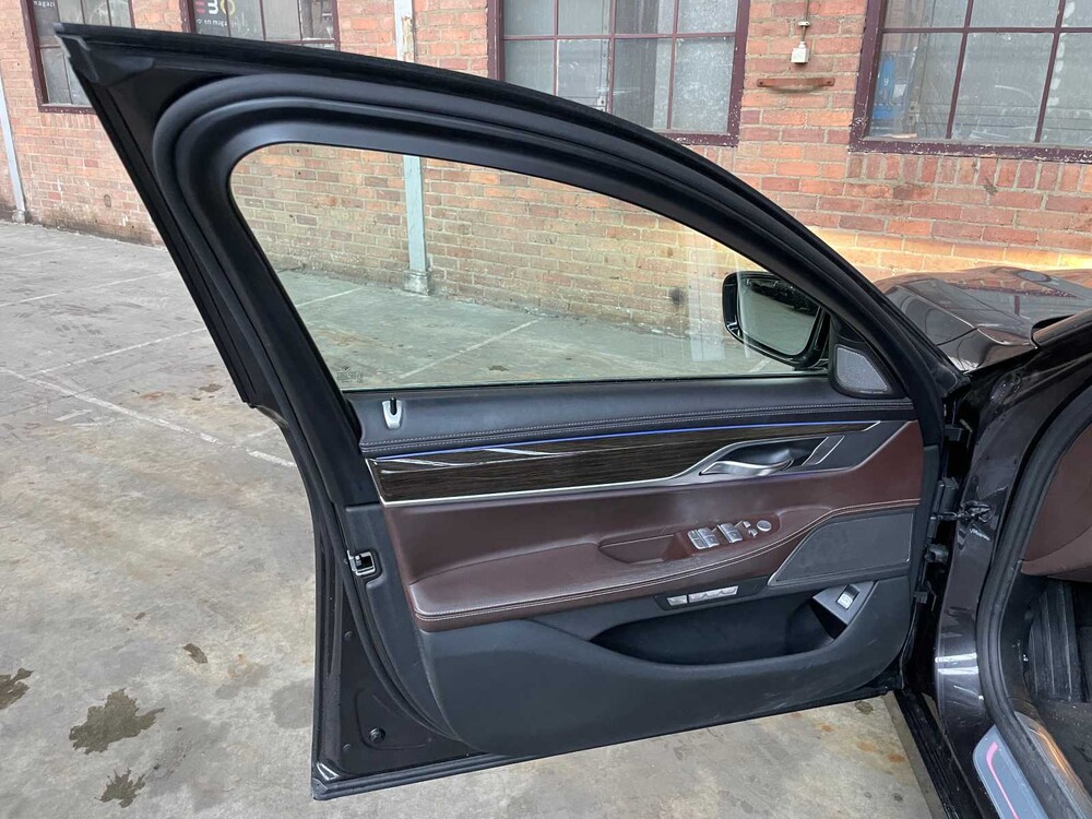 BMW 740i High Executive G11 326PS 2016 (Original-NL) 7er, KN-593-R