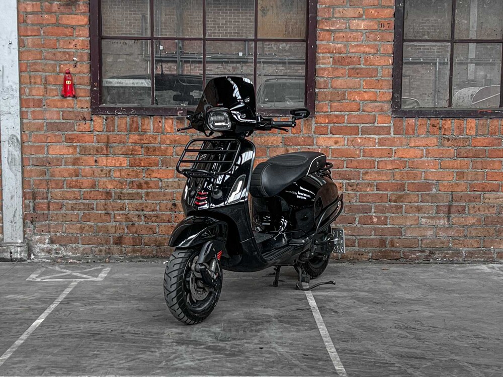 Vespa Moped Sprint 4T 80cc 2014, F-149-XZ