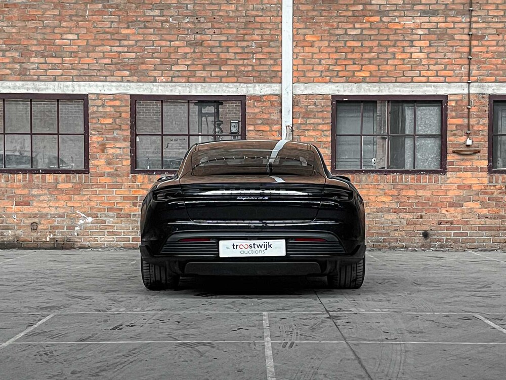 Porsche Taycan 4S Performance 84kWh 489PS 2020 (Original-NL), J-824-JS