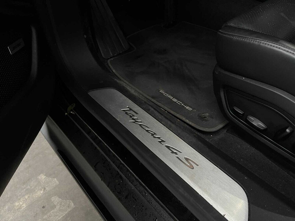 Porsche Taycan 4S Performance 84kWh 489PS 2020 (Original-NL), J-824-JS