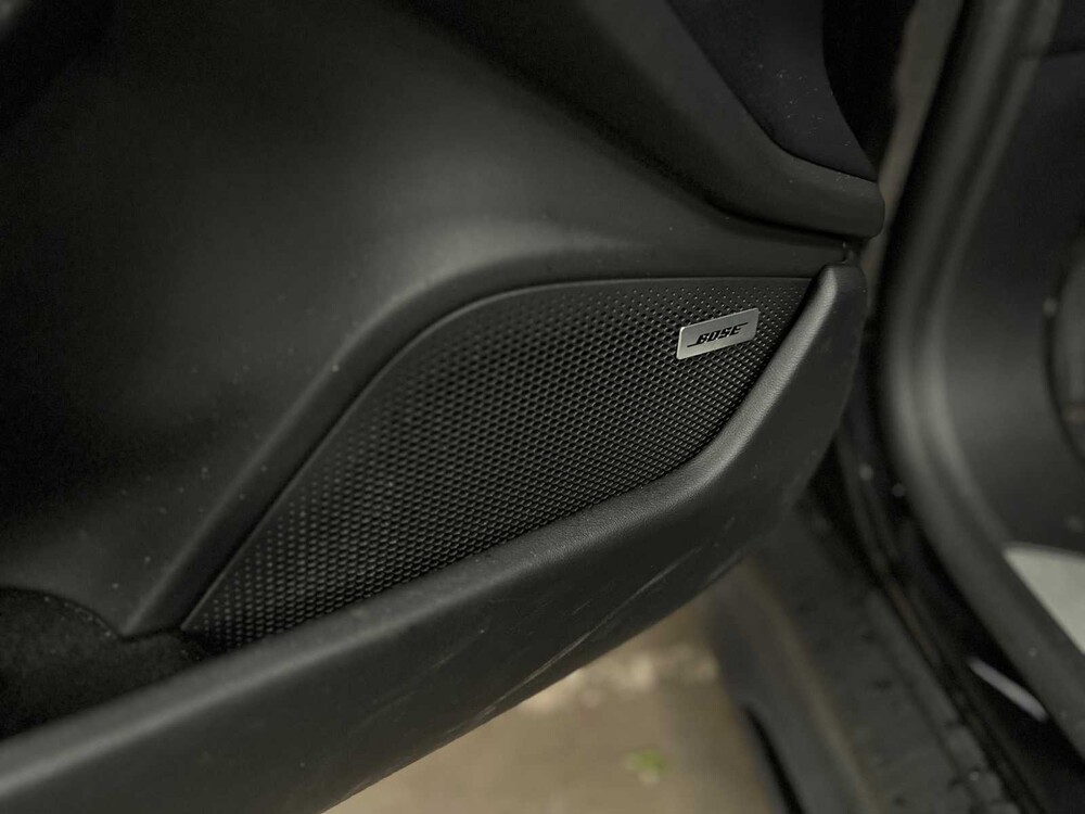 Porsche Taycan 4S Performance 84kWh 489PS 2020 (Original-NL), J-824-JS