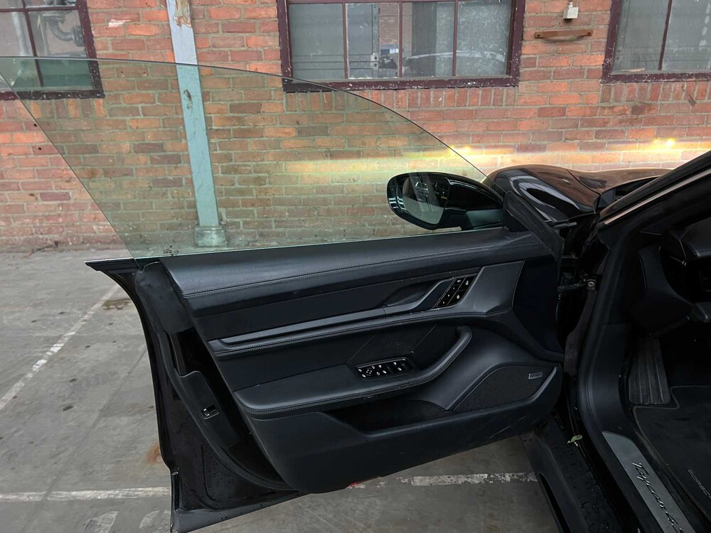 Porsche Taycan 4S Performance 84kWh 489PS 2020 (Original-NL), J-824-JS