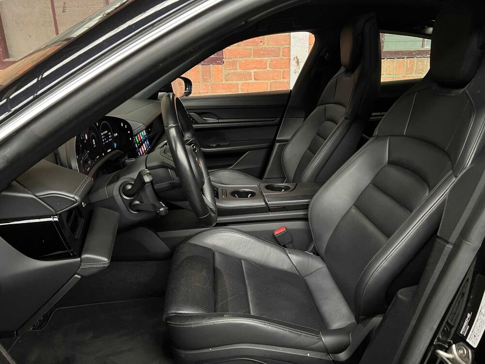 Porsche Taycan 4S Performance 84kWh 489PS 2020 (Original-NL), J-824-JS