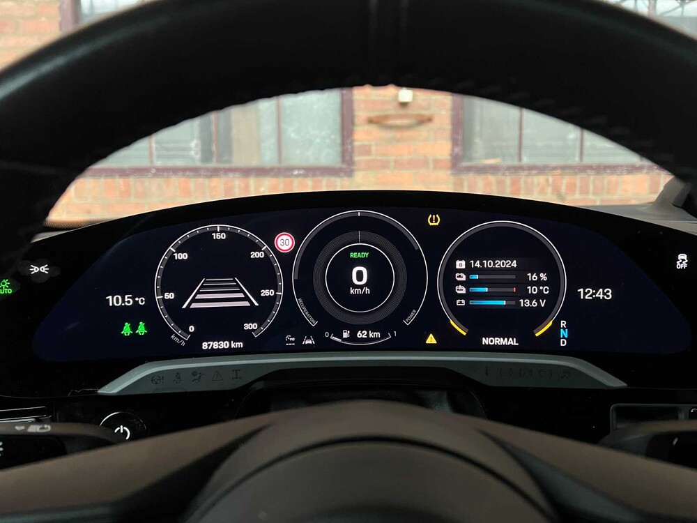 Porsche Taycan 4S Performance 84kWh 489PS 2020 (Original-NL), J-824-JS