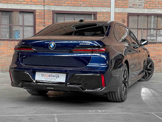 BMW i7 xDrive60 106 kWh M-Sport 544pk 2023 (Origineel-NL + 1e Eigenaar) G70, T-374-PF