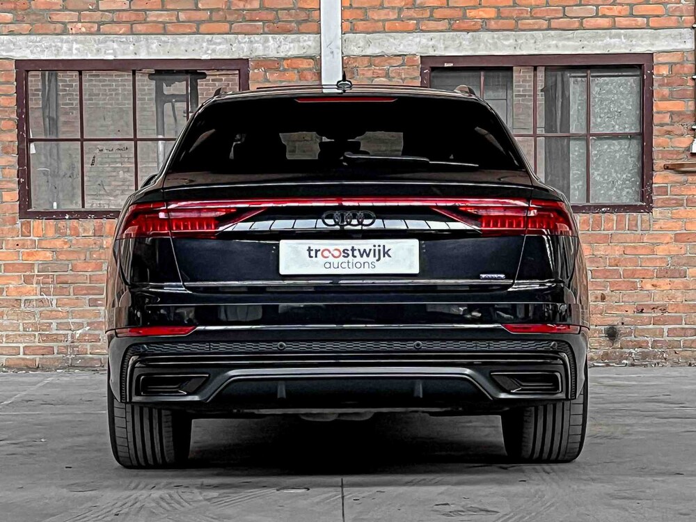 Audi Q8 55 TFSI quattro Pro Line S 340PS 2021 (ursprünglich-NL+1. Besitzer), K-477-RT