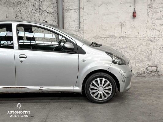 Toyota Aygo 1.0-12V 68PS 2006, TP-556-P